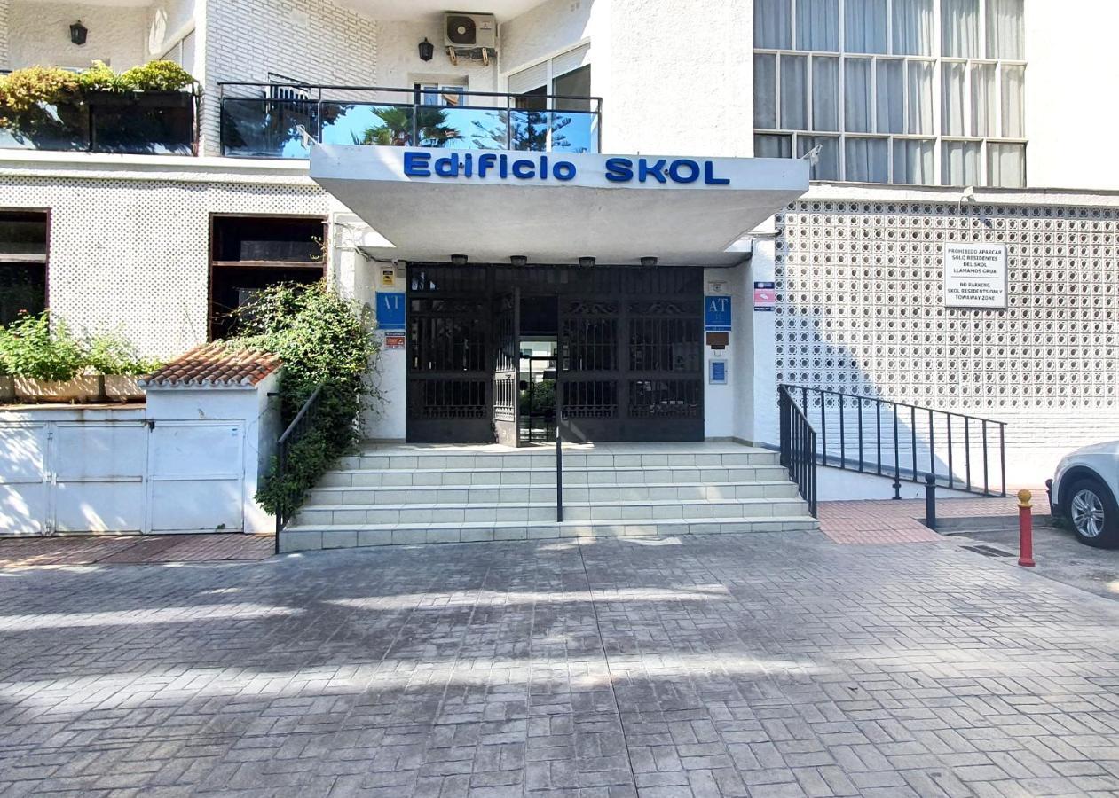 Skol 343. Two Bedroom With Sea Views In Marbella. Appartement Marbellac